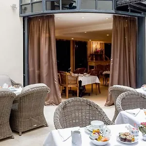 Chateaubriand Hotell