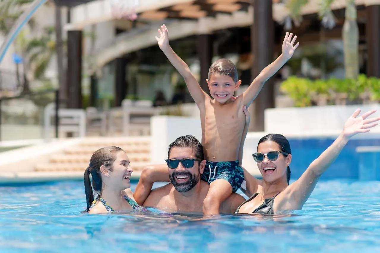The Reef Playacar Beach Resort & Spa 신데 델 카르멘 4*,  멕시코